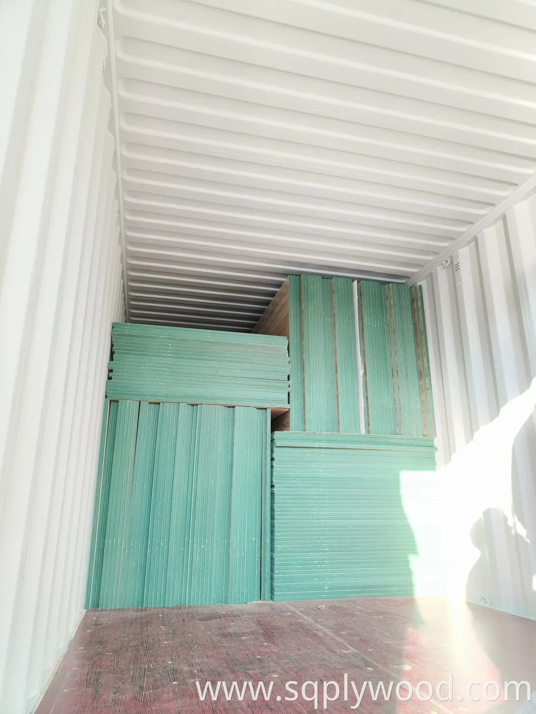 1220*2440mm Cabinet Wood Faced UV Raw Laminated Melamine Slot Slotted Waterproof Moisture Resistant Glossy Fiberboard Plain Melamine MDF